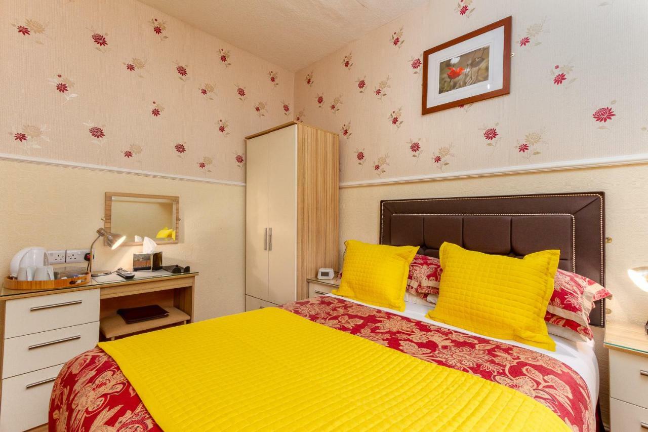 Valentine Lodge Over 21 Adult Couples Only Blackpool Exteriör bild
