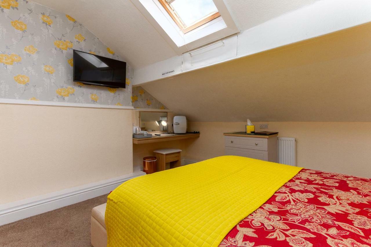 Valentine Lodge Over 21 Adult Couples Only Blackpool Exteriör bild