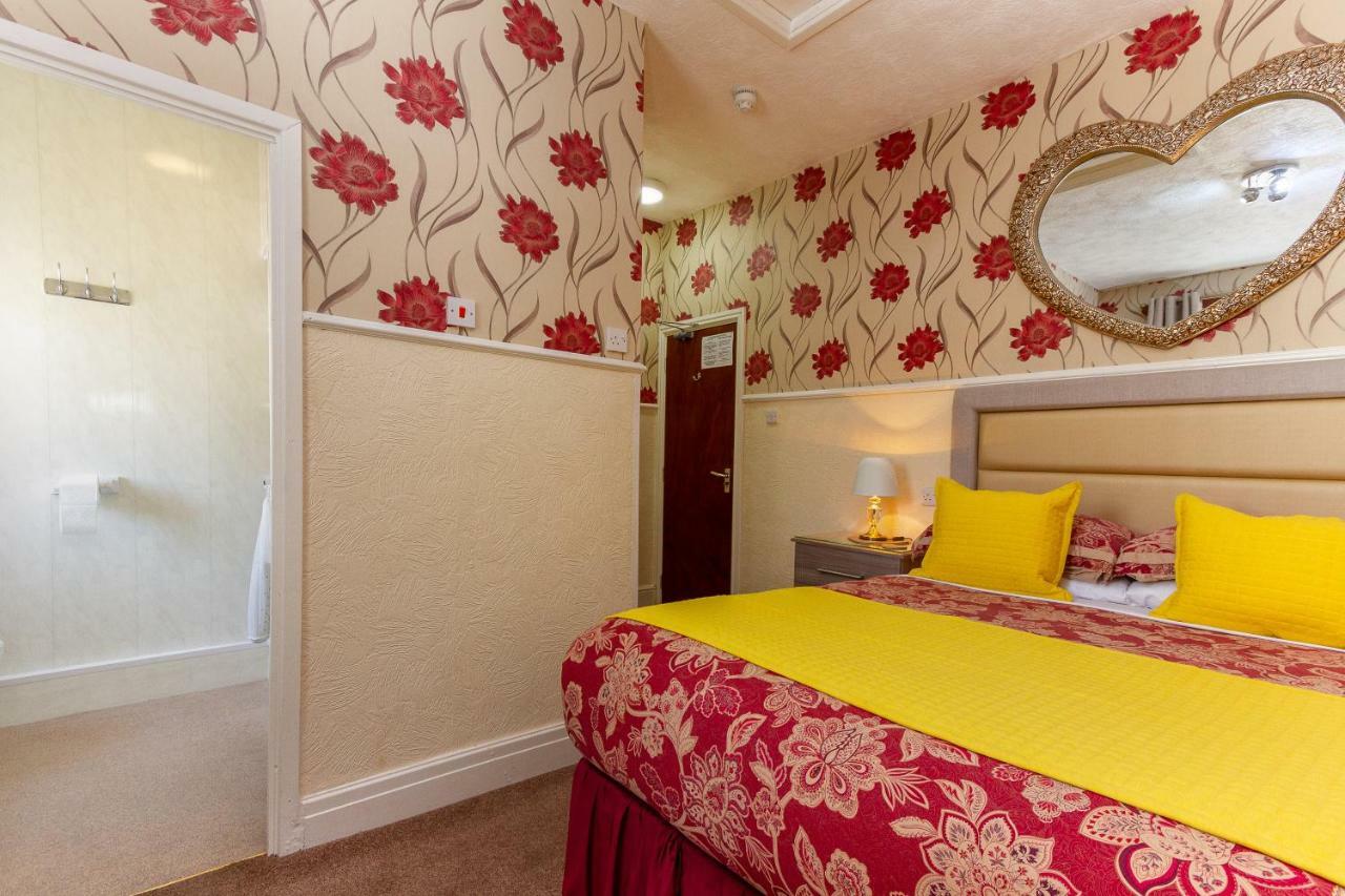 Valentine Lodge Over 21 Adult Couples Only Blackpool Exteriör bild
