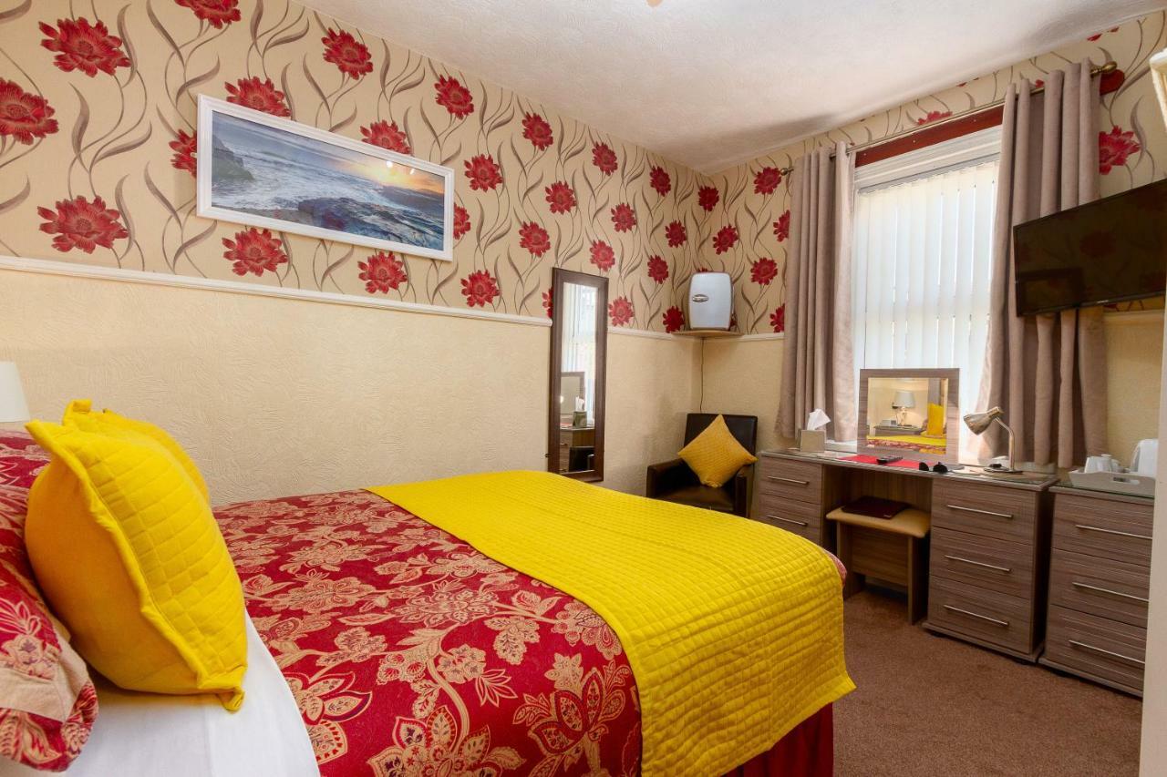 Valentine Lodge Over 21 Adult Couples Only Blackpool Exteriör bild