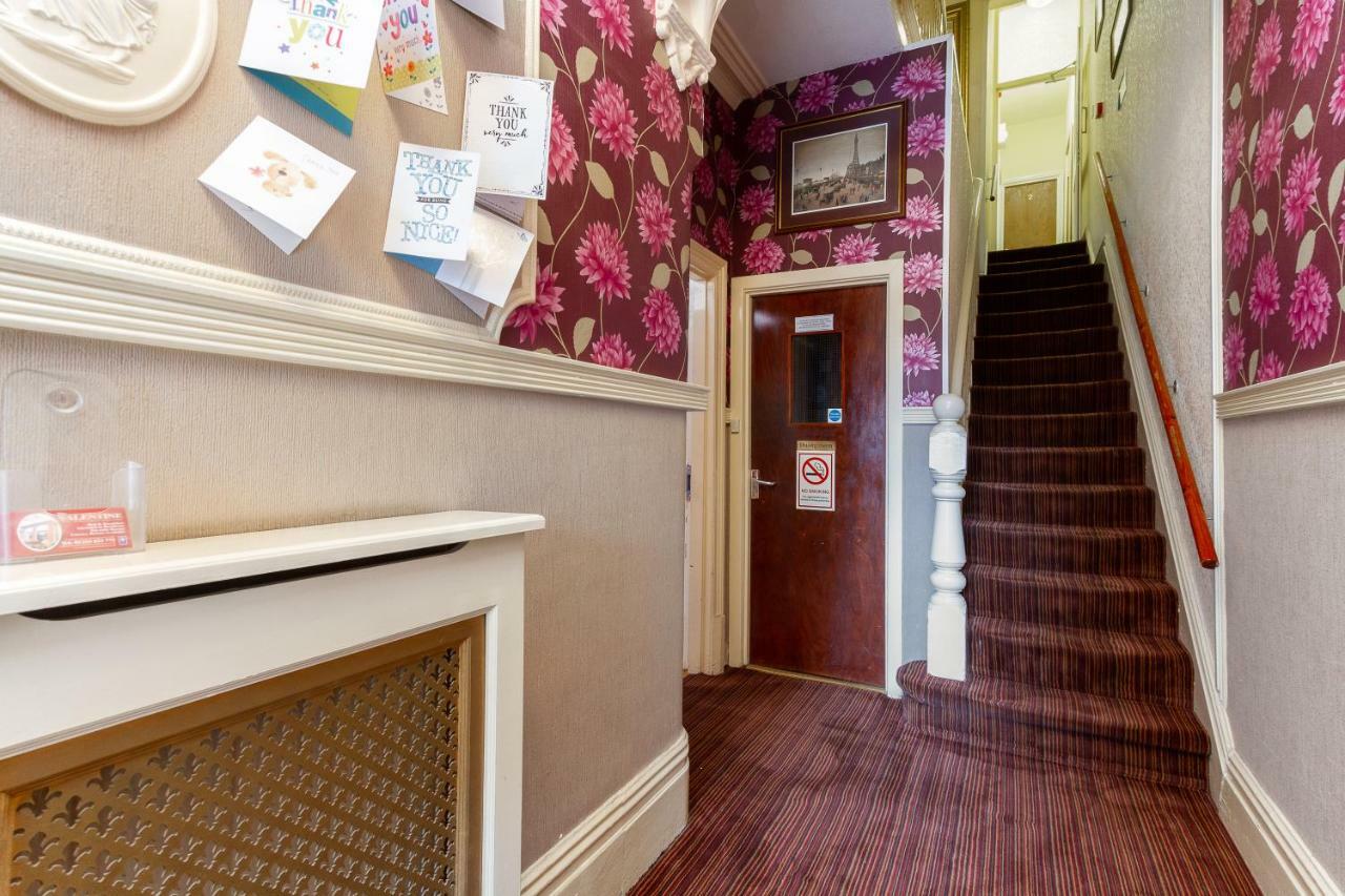 Valentine Lodge Over 21 Adult Couples Only Blackpool Exteriör bild
